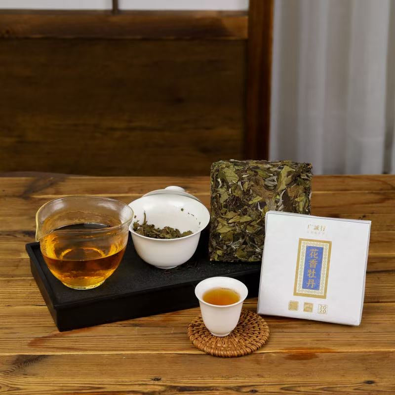 2020 Floral White Peony · 100g Pressed Brick